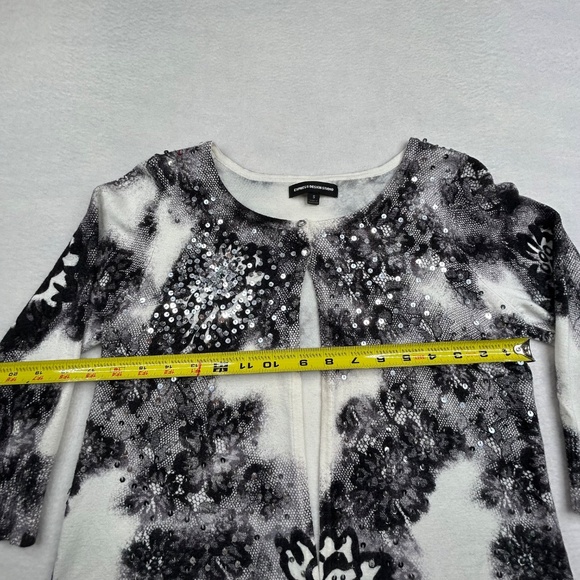 Express Design Studio Women Floral Lace Sequin Cardigan size Small Black & White - Picture 7 of 13